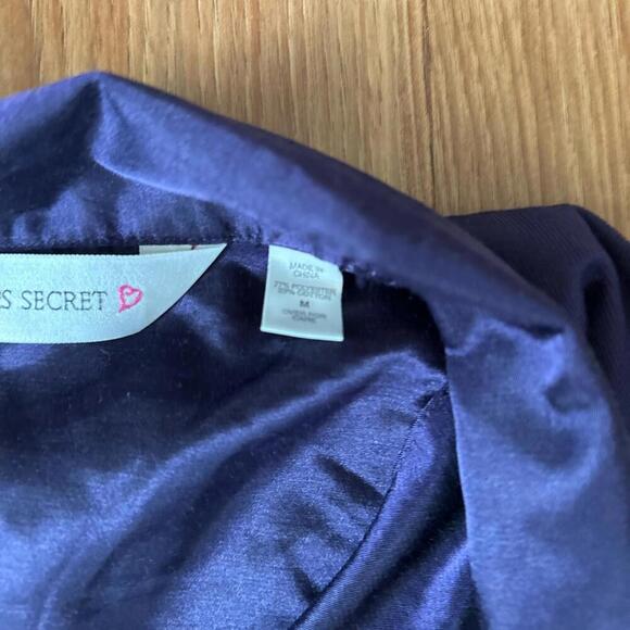 Vintage Victorias Secret Sleep Shirt - Picture 4 of 7